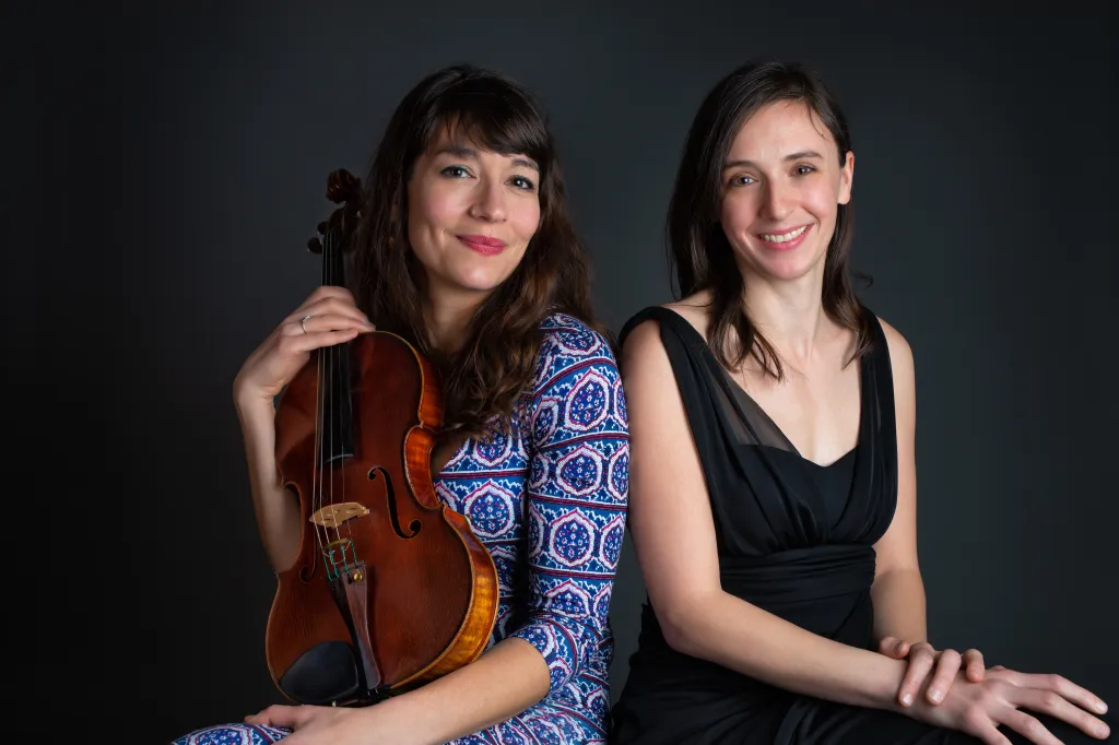 RAHA Duo: a violist and a pianist